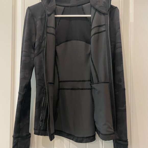 Define Lululemon Jacket Size 6 - Picture 3 of 5